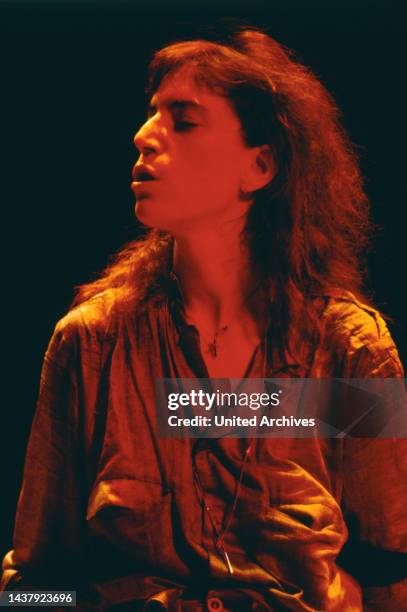 Patti Smith, amerikanische Punk und Rock Sängerin, gilt als Godmother of Punk, hier bei einem Konzert, circa 1978.