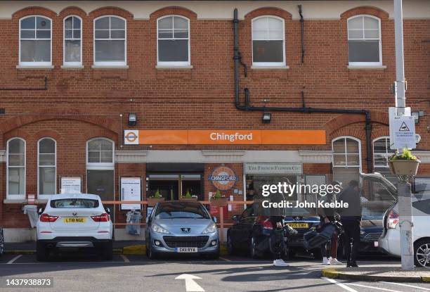 Chingford Railway Station Photos and Premium High Res Pictures Getty
