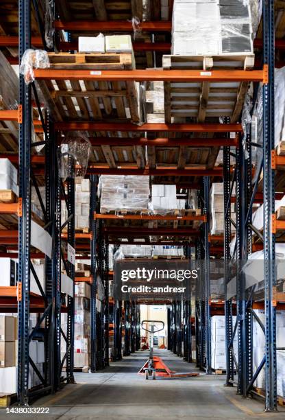 Portrack Frame Portrack Photos and Premium High Res Pictures - Getty Images