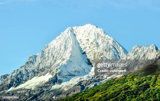 thompson pass - a view from the top - valdez stock pictures, royalty-free photos & images