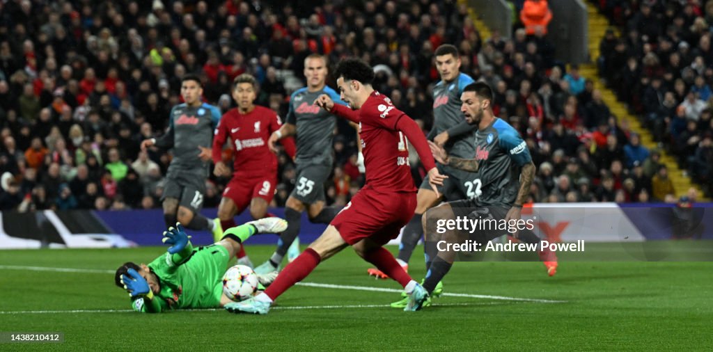 Liverpool FC v SSC Napoli: Group A - UEFA Champions League