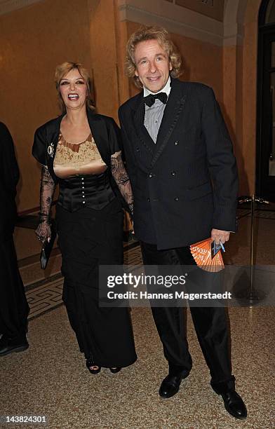 Thomas Gottschalk and his wife Thea arrive to the 'Bayerischer Fernsehpreis 2012' at the Prinzregententheater on May 4, 2012 in Munich, Germany.