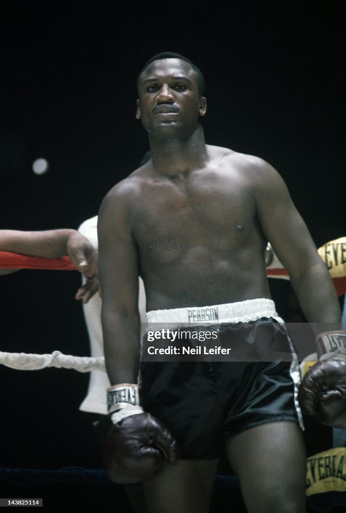 Joe Frazier vs Tony Doyle