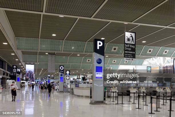 l'aéroport international de narita au japon - narita photos et images de collection