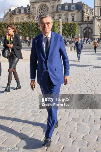 Philippe Douste-Blazy attends the National tribute ceremony for artist Pierre Soulages at the Cour Carree at The Louvre Museum on November 02, 2022...