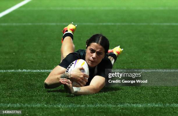 Katelyn Vaha’akolo of New Zealand touches down for their team's fifth try during the Women's Rugby League World Cup 2021 Pool B match between New...