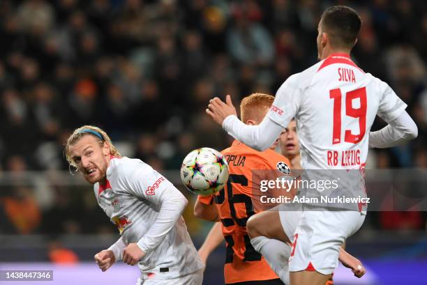 Andre Silva of RB Leipzig scores their sides second goal during the UEFA Champions League group F match between Shakhtar Donetsk and RB Leipzig at...