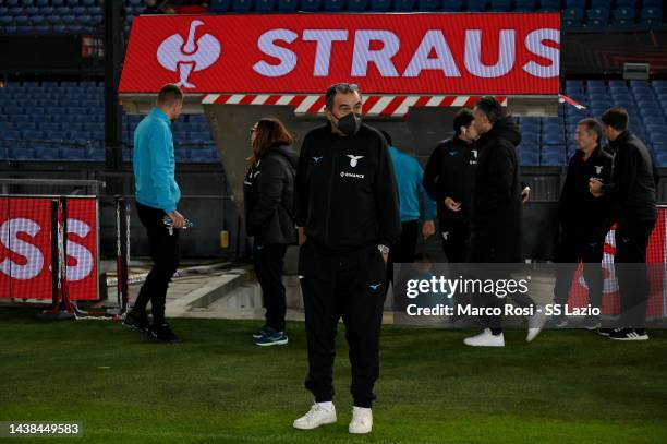 Lazio head caoch Maurizio Sarri looks the pitch during the walk araund at De Kuip on November 02, 2022 in Rotterdam, Netherlands.