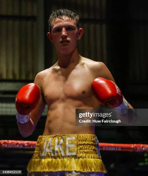 Jale Rind Jake Ring Photos and Premium High Res Pictures - Getty Images