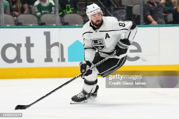 Drew Doughty of the Los Angeles Kings handles the puck against the Dallas Stars at the American Airlines Center on November 1, 2022 in Dallas, Texas.