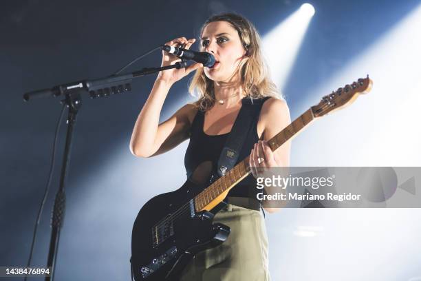 Ellie Rowsell of the English rock band Wolf Alice performs on stage at La Riviera on November 02, 2022 in Madrid, Spain.