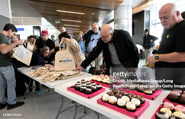Los Angeles, CA Passengers were treated to cupcakes before boarding Breeze's inaugural flight from LAX to New York's Westchester County, in Los...