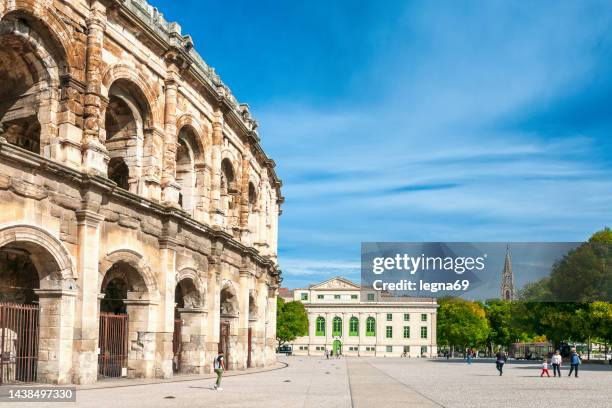 nimes arena - frankreich - nîmes stock-fotos und bilder