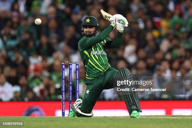 Shadab Khan of Pakistan bats during the ICC Men's T20 World Cup match between Pakistan and South Africa at Sydney Cricket Ground on November 03, 2022...
