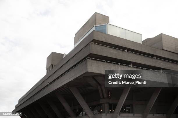 london brutalism architecture, national theatre - brutalist britain stock pictures, royalty-free photos & images