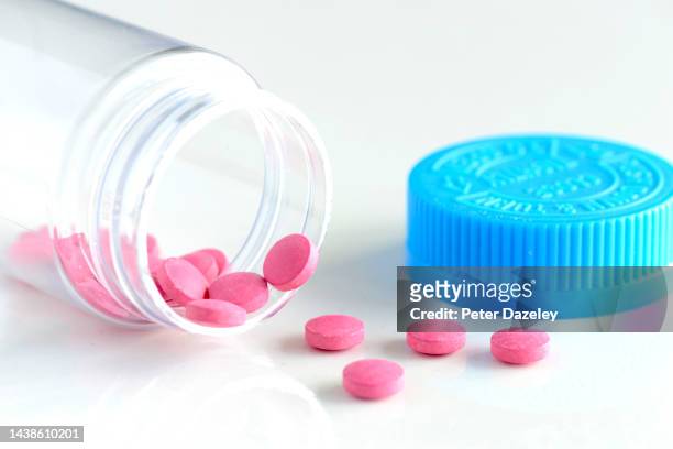 pills - acromegaly stock pictures, royalty-free photos & images