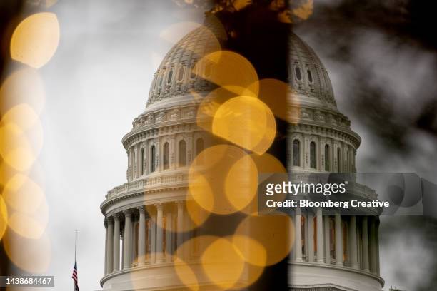 the u.s. capitol building - u.s. house of representatives stock pictures, royalty-free photos & images