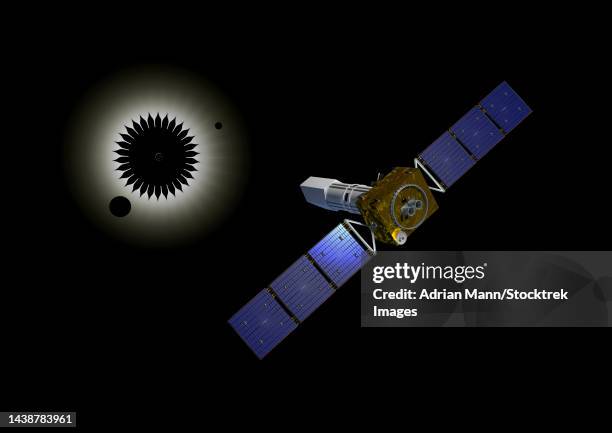 stockillustraties, clipart, cartoons en iconen met habitable exoplanet observatory, known as habex, with starshield and planets - mann