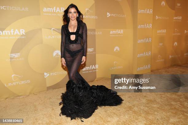 Jenna Dewan attends amfAR Gala Los Angeles 2022 at Pacific Design Center on November 03, 2022 in West Hollywood, California.