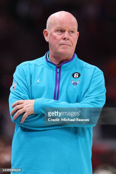 Head coach Steve Clifford of the Charlotte Hornets reacts against the Chicago Bulls during the second half at United Center on November 02, 2022 in...