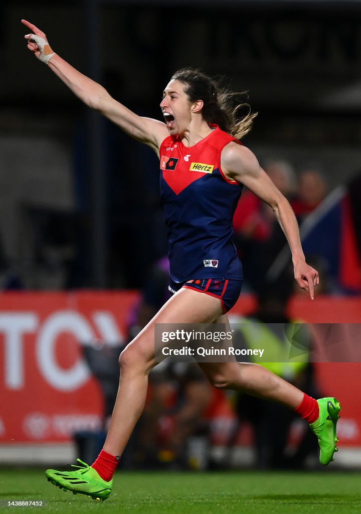 AFLW Qualifying Final 2 - Melbourne v Adelaide