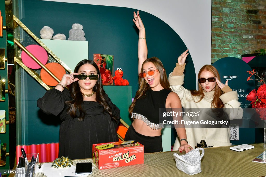 Claudia Oshry, Margo Oshry and Jackie Oshry attend the 2022 Amazon …