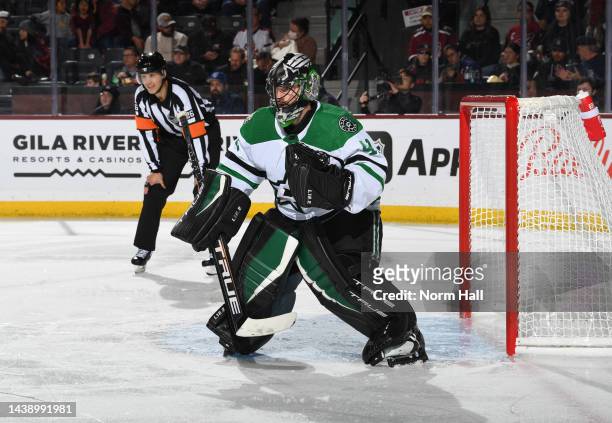 Scott Wedgewood of the Dallas Stars gets ready to make a save against the Arizona Coyotes at Mullett Arena on November 03, 2022 in Tempe, Arizona.