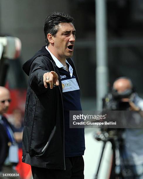Alfredo Aglietti head coach of Empoli during the Serie B match between Ascoli Calcio and Empoli FC at Stadio Cino e Lillo Del Duca on May 5, 2012 in...