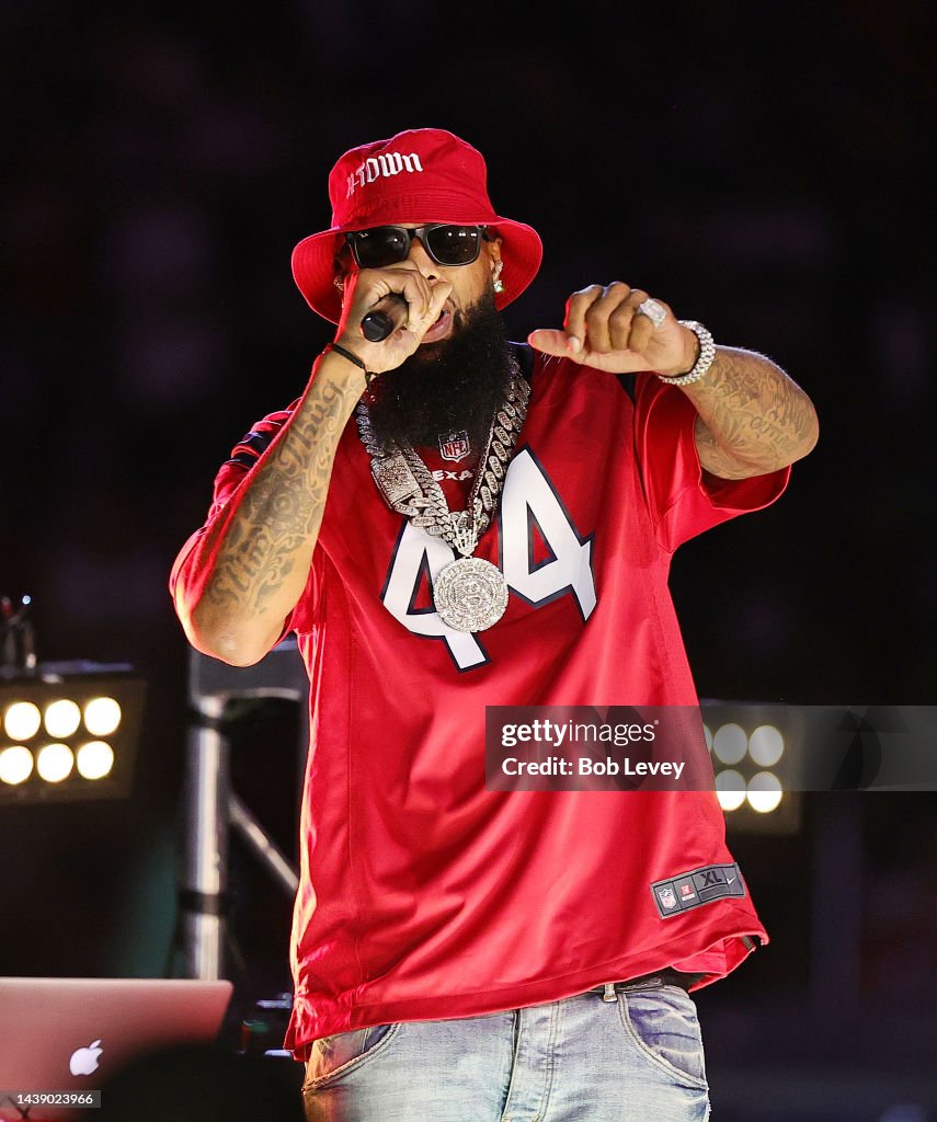 G Slim Rapper Houston rap artist Slim Thug performs at halftime as the Houston ...