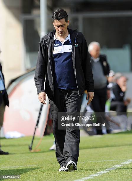 Alfredo Aglietti head coach of Empoli during the Serie B match between Ascoli Calcio and Empoli FC at Stadio Cino e Lillo Del Duca on May 5, 2012 in...