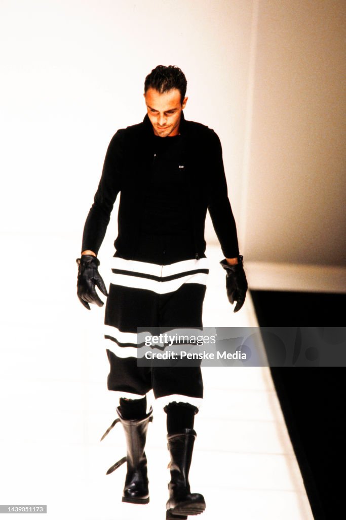 Emporio Armani Men's Fall 1996 Ready to Wear Runway Show News Photo ...