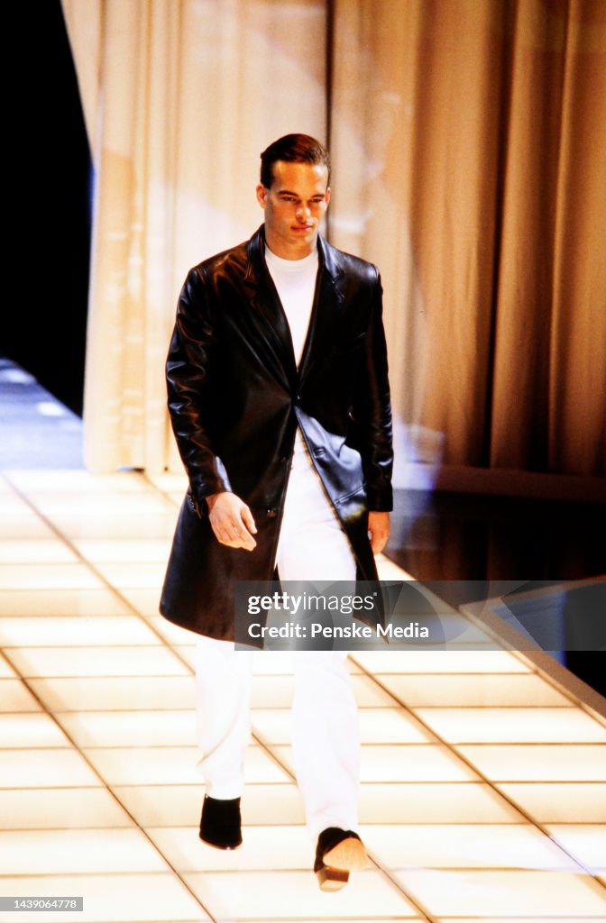 Gianni Versace Fall 1996 Ready to Wear Menswear Runway Show News