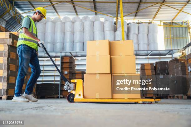 Inventory Managment Photos and Premium High Res Pictures - Getty Images