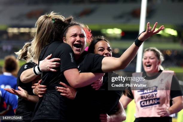 Ruby Tui of New Zealand celebrates her try during Rugby World Cup 2021 Semifinal match between New Zealand and France at Eden Park on November 05 in...