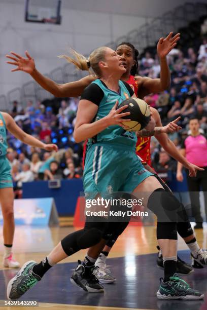 Lauren Jackson of the Flyers drives to the basket during the round one WNBL match between Southside Flyers and Adelaide Lightning at State Basketball...