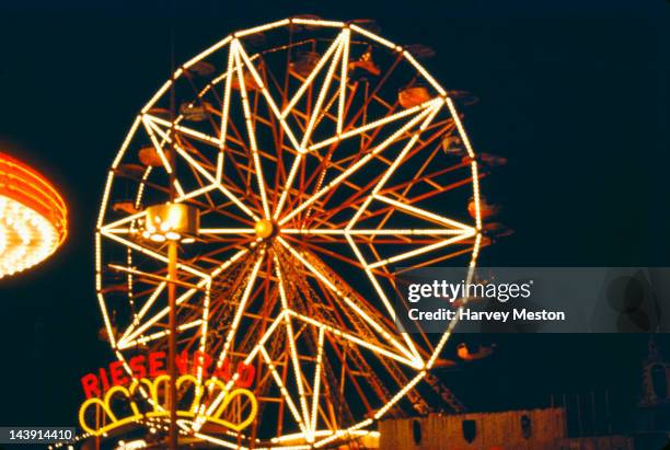 Ferris wheel at a funfair at Palisades Park, New Jersey, circa 1970.