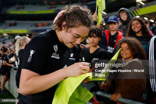 Maiakawanakaulani Roos of New Zealand celebrates with fans after winning the Rugby World Cup 2021 Semifinal match between New Zealand and France at...