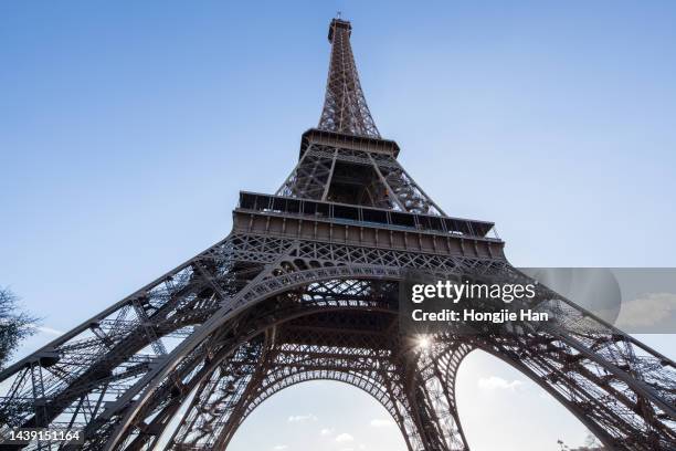 eiffel tower, paris, france. - eiffel tower bildbanksfoton och bilder