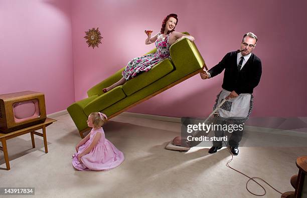 1950s family man - housework humour stock pictures, royalty-free photos & images