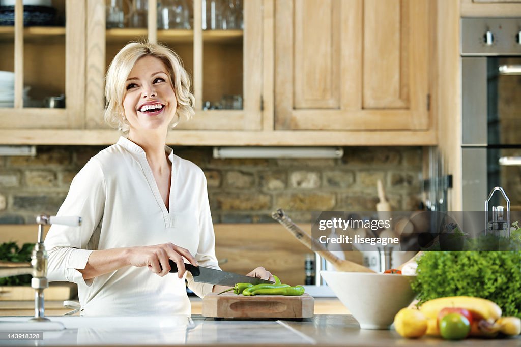 Mulher Preparar Alimentos