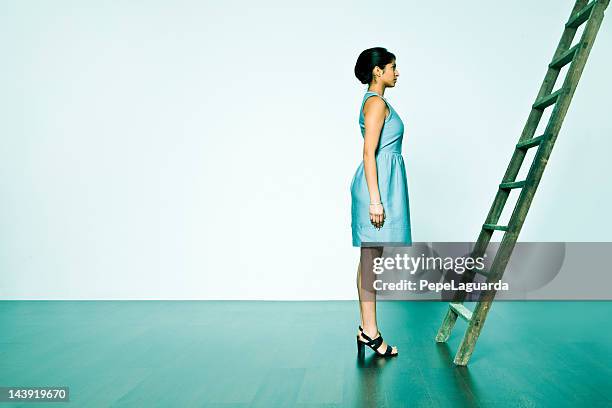 pronti per andare - la scala del successo foto e immagini stock