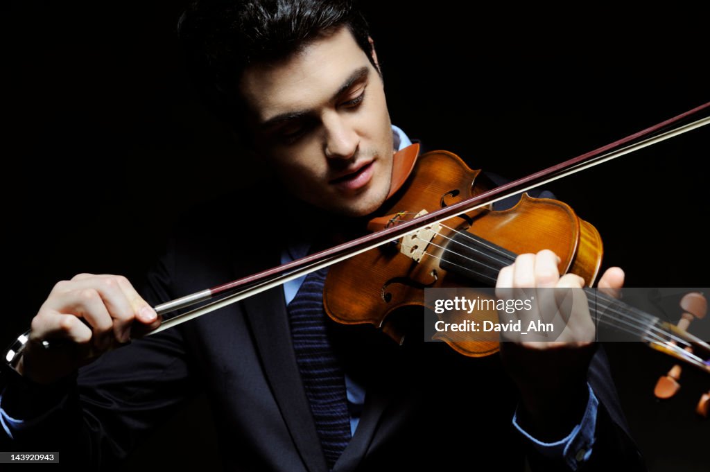 Young violinist