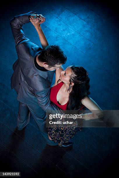 der leidenschaft tango tanzen - tango black stock-fotos und bilder
