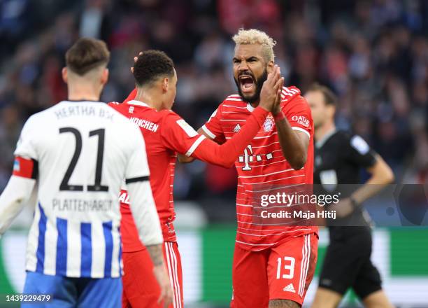 Eric Maxim Choupo-Moting of Bayern Munich celebrates after scoring their team's second goal during the Bundesliga match between Hertha BSC and FC...