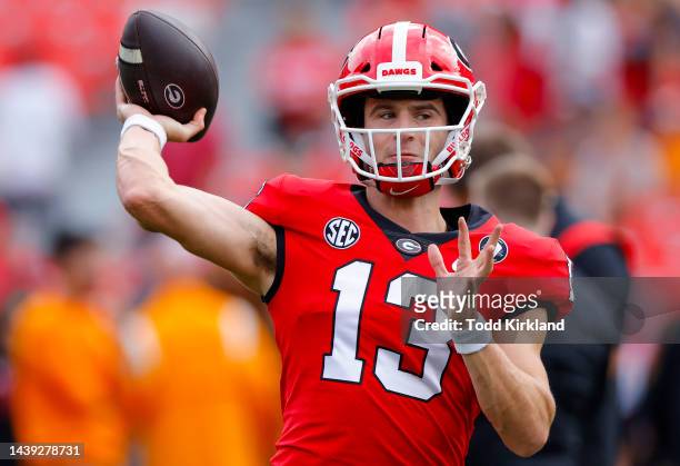 Stetson Bennett of the Georgia Bulldogs warms up prior to playing the Tennessee Volunteers at Sanford Stadium on November 05, 2022 in Athens, Georgia.