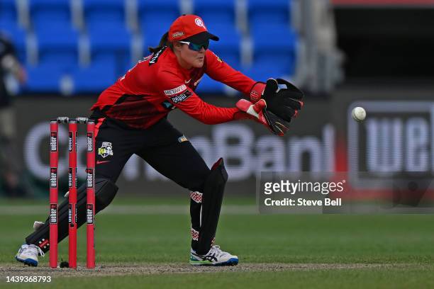 Josie Dooley of the Renegades looks for a runout during the Women's Big Bash League match between the Melbourne Renegades and the Sydney Thunder at...