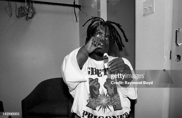 Rapper Bushwick Bill poses for photos backstage at the Regal Theater in Chicago, Illinois in August 1995.