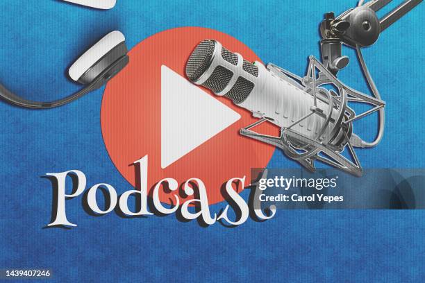 smartphone. headphones, microphone. pc computer.podcast concept - microsoft media & entertainment group stock pictures, royalty-free photos & images