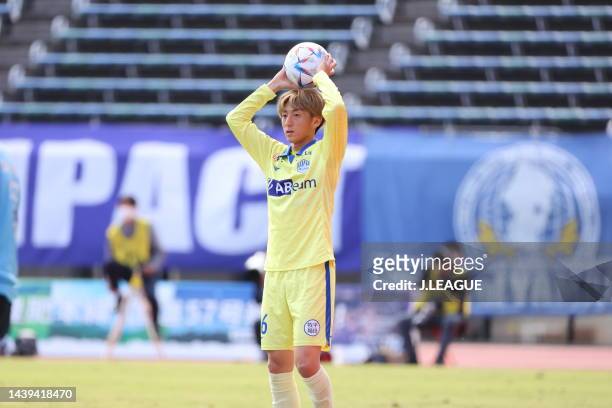 Ayumu KAWAI of Montedio Yamagata throws the ball in during the J.LEAGUE J.LEAGUE J1/J2 Playoff second round between Roasso Kumamoto and Montedio...