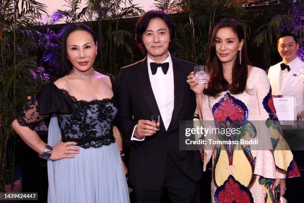 Art + Film Gala Co-Chair Eva Chow, Jang Dong-Gun and Ko So-Young, all wearing Gucci, attend the 2022 LACMA ART+FILM GALA Presented By Gucci at Los...